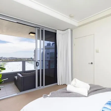 Sk2 - Charming Skyline Cbd W River Views 3 Bedroom Private Apartment Brisbane Exterior photo